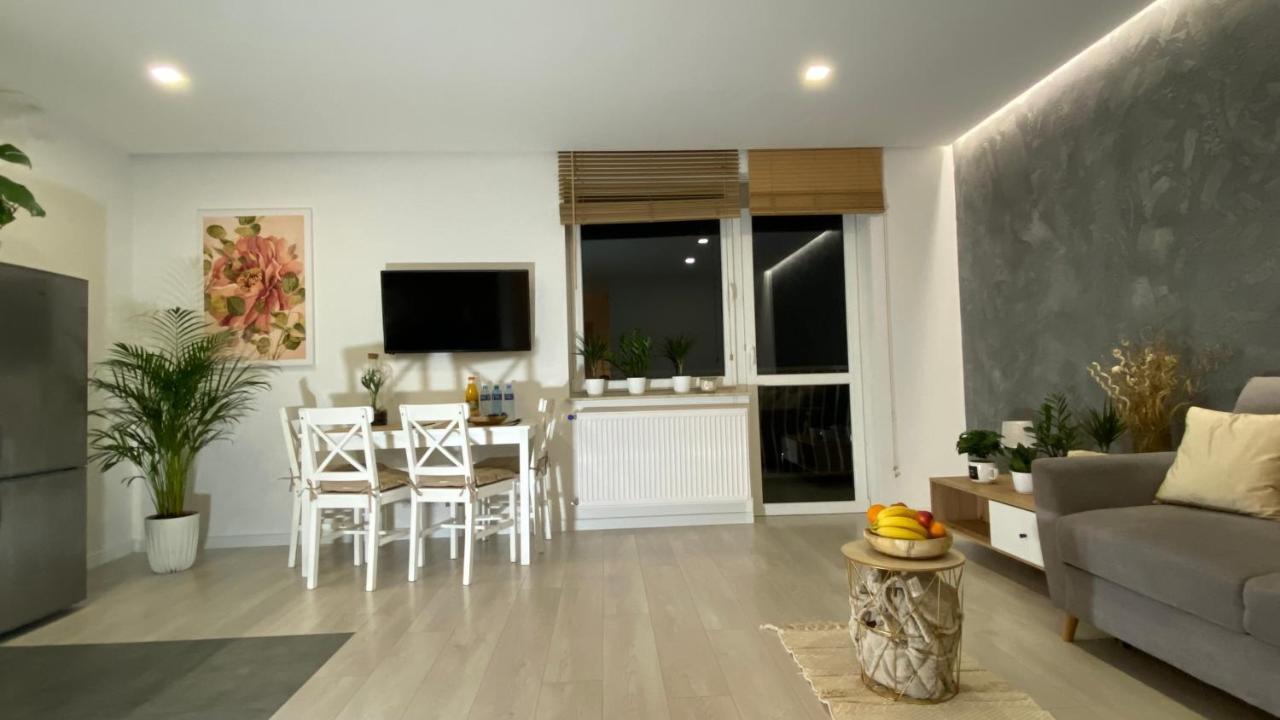 Apartament Plaza Park Przemyśl Dış mekan fotoğraf